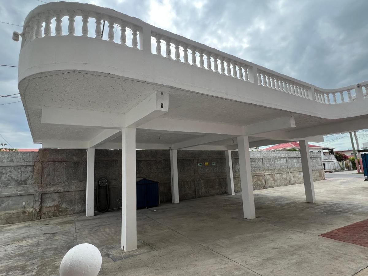 Las Palmas Hotel كوروزال المظهر الخارجي الصورة